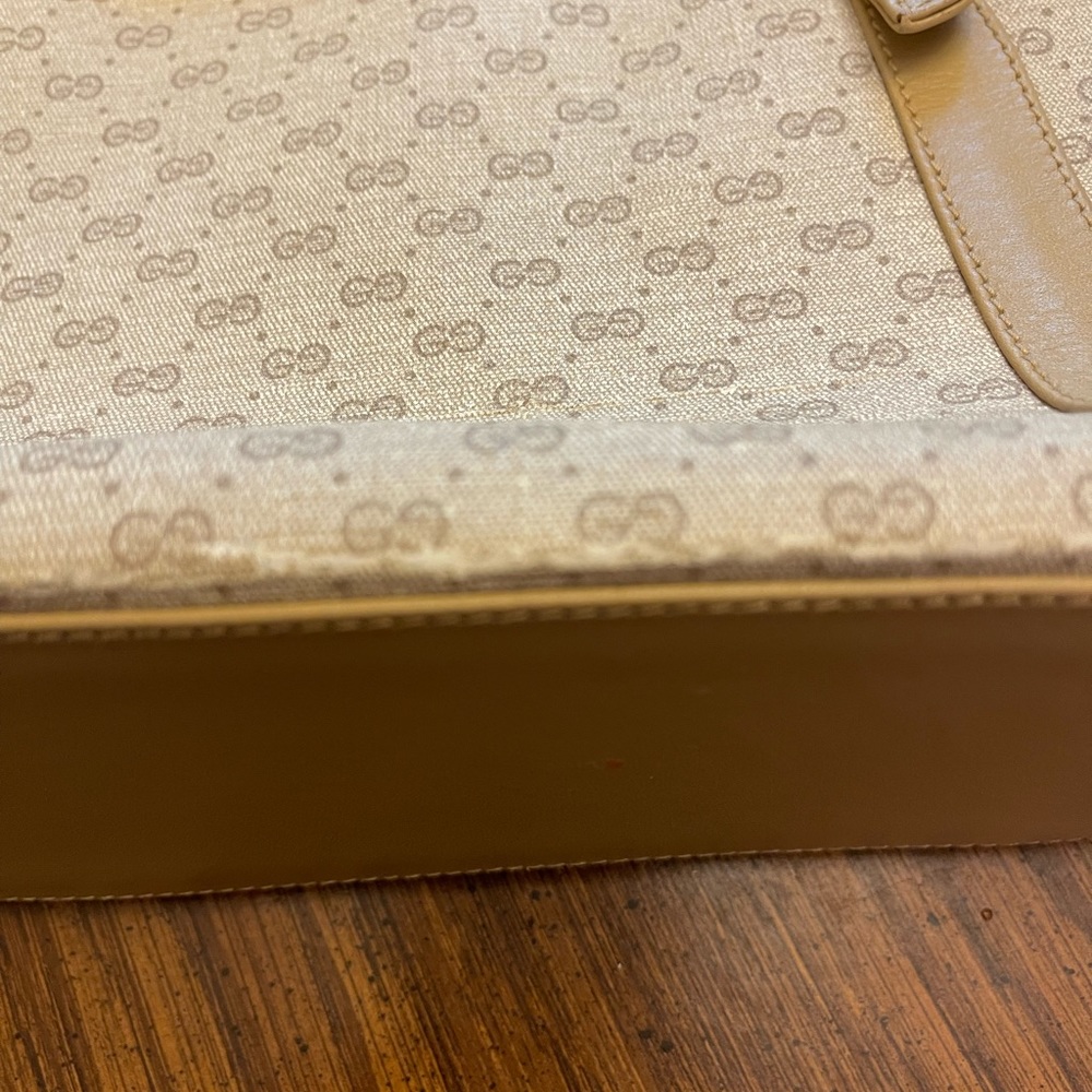 Gucci Vintage Micro GG Shoulder Bag Authenticated - Picture 12 of 17